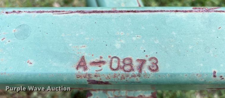 image for item LU9843 Rafter Equipment hay bale accumulator 