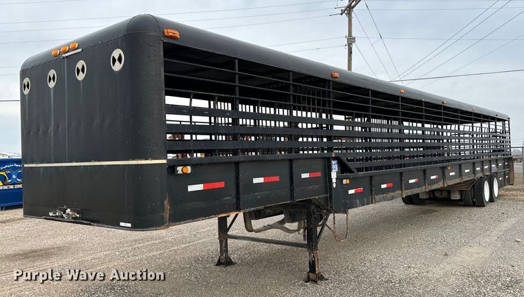 image for item MR9318 2009 Gooseneck Trailers livestock trailer