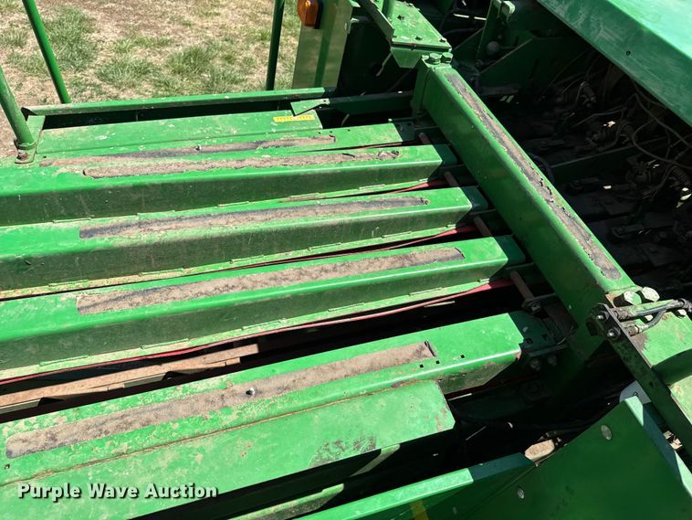 image for item ND9244 1997 John Deere 100T large square baler