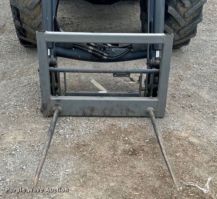 image for item ND9246 2003 New Holland TM190 MFWD tractor