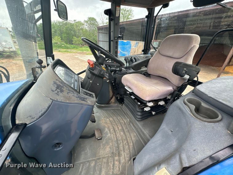 image for item ND9246 2003 New Holland TM190 MFWD tractor