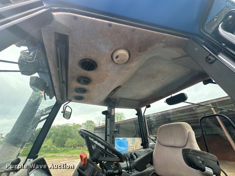 image for item ND9246 2003 New Holland TM190 MFWD tractor