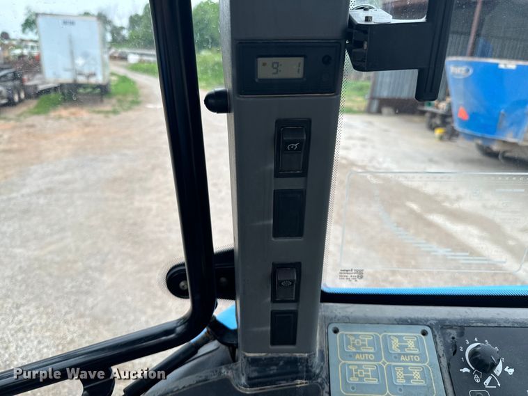 image for item ND9246 2003 New Holland TM190 MFWD tractor