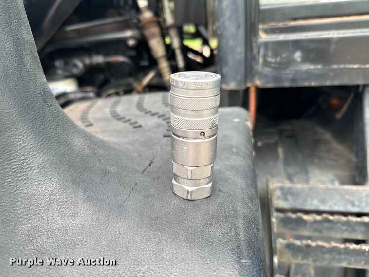 image for item ND9246 2003 New Holland TM190 MFWD tractor