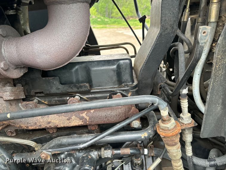 image for item ND9246 2003 New Holland TM190 MFWD tractor