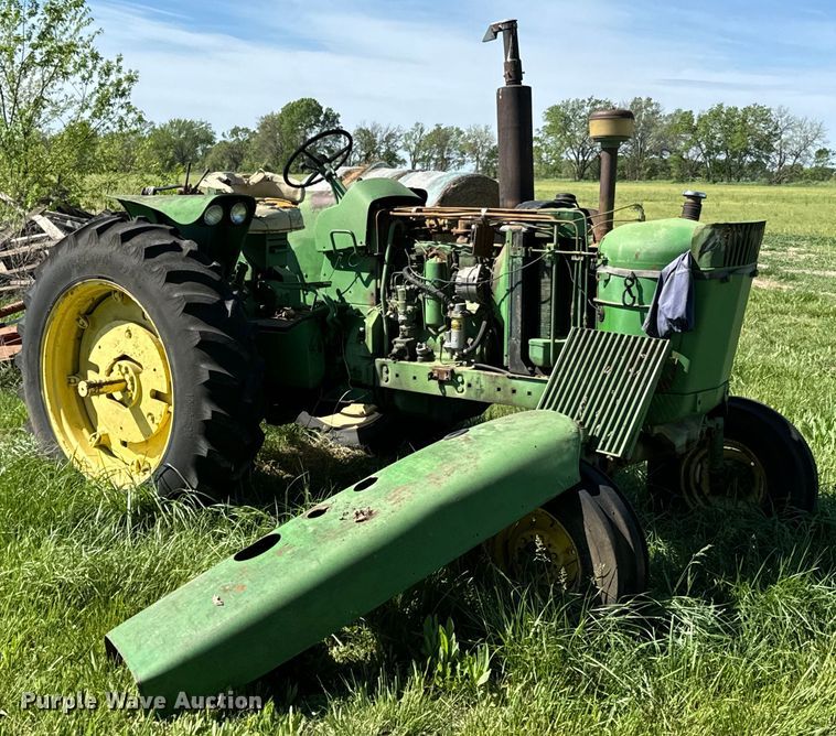 1961 John Deere 3010 tractor in Cherryvale, KS Item ND9247 for sale
