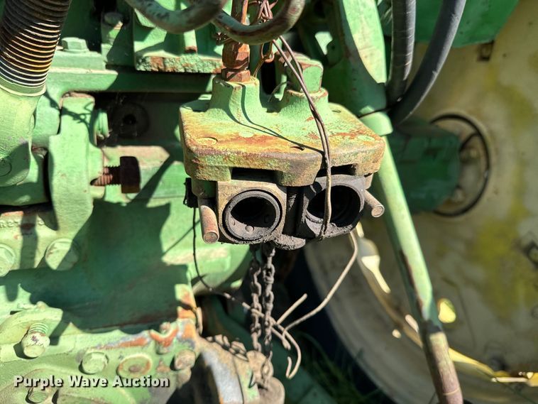 image for item ND9247 1961 John Deere 3010 tractor