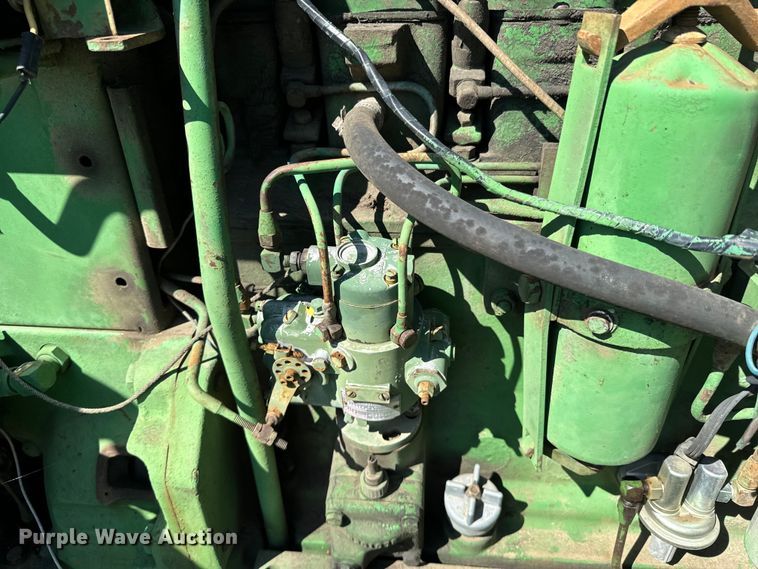 image for item ND9247 1961 John Deere 3010 tractor