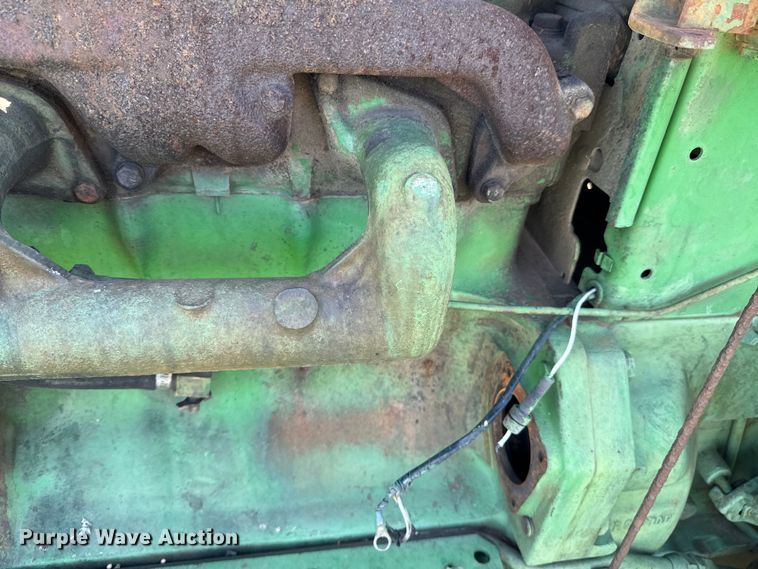 image for item ND9247 1961 John Deere 3010 tractor