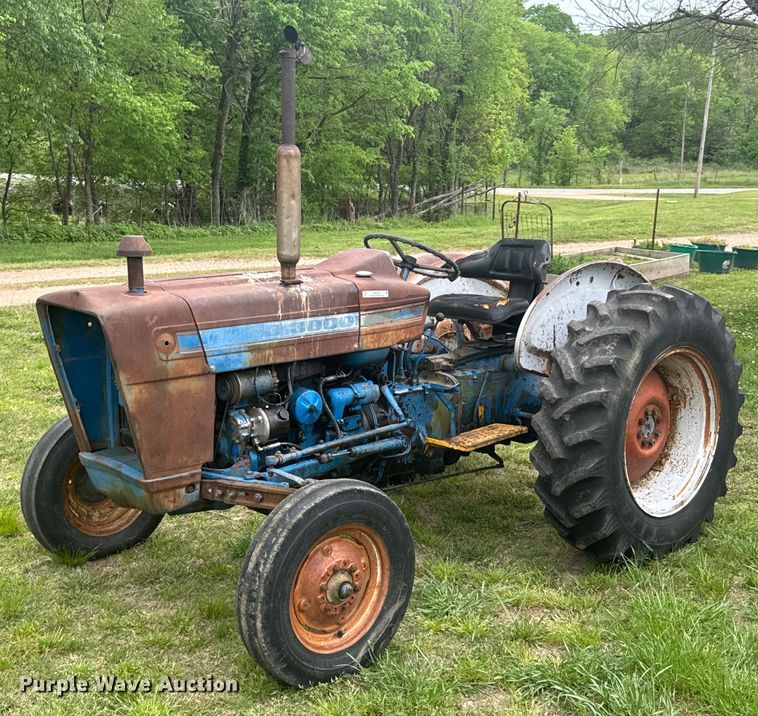image for item ND9276 Ford 3000 tractor