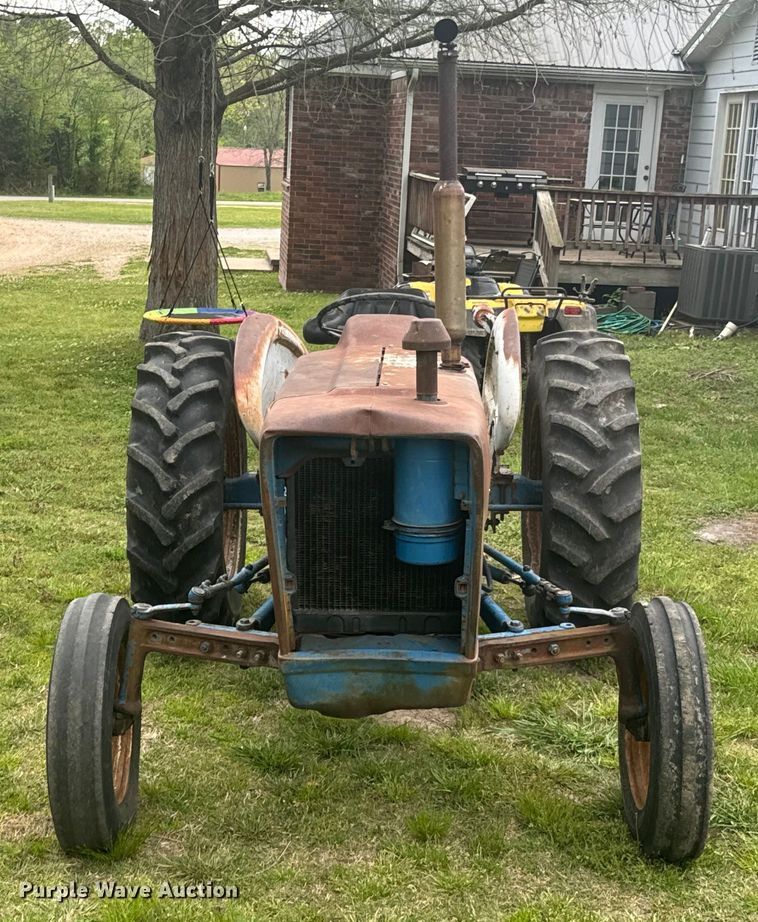 image for item ND9276 Ford 3000 tractor