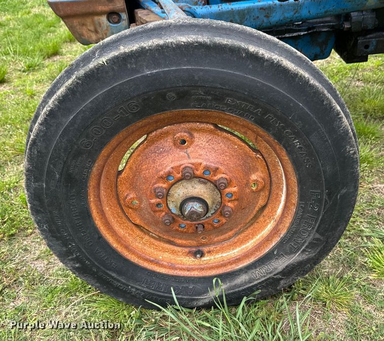 image for item ND9276 Ford 3000 tractor