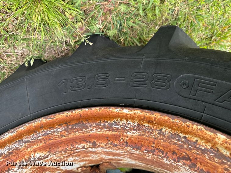 image for item ND9276 Ford 3000 tractor