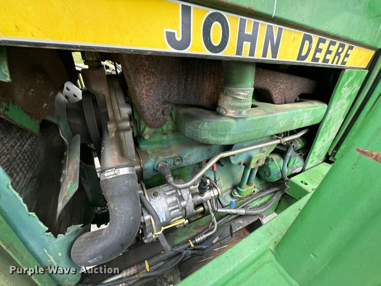 image for item ND9277 1979 John Deere 4040 tractor