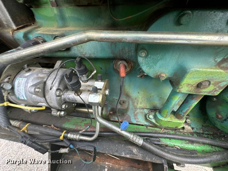 image for item ND9277 1979 John Deere 4040 tractor