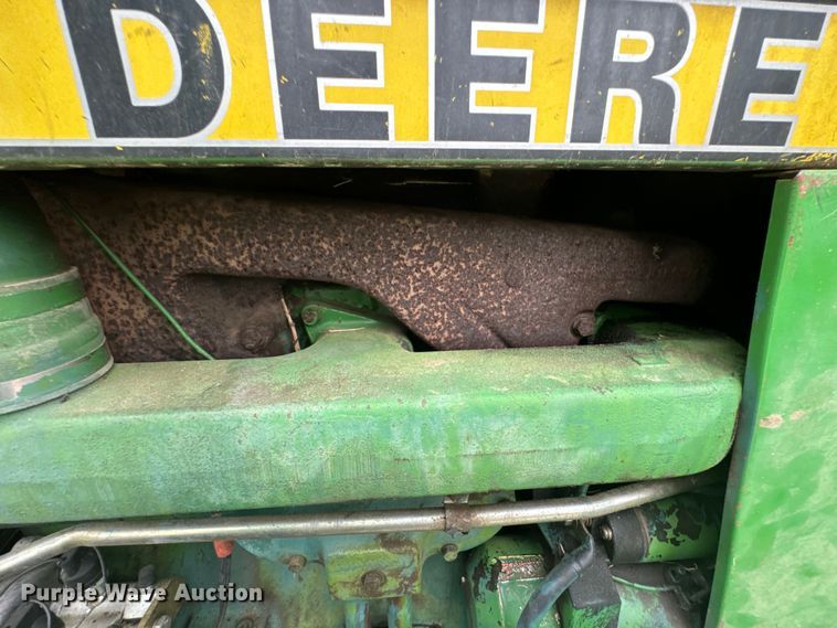 image for item ND9277 1979 John Deere 4040 tractor