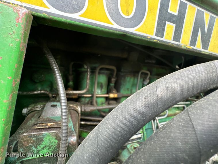 image for item ND9277 1979 John Deere 4040 tractor