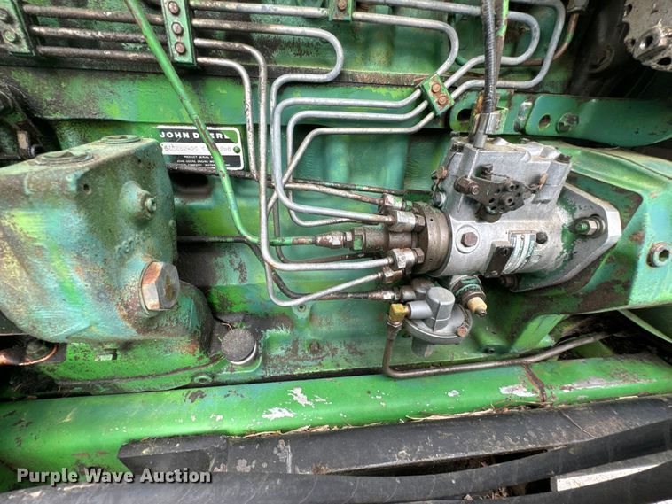 image for item ND9277 1979 John Deere 4040 tractor