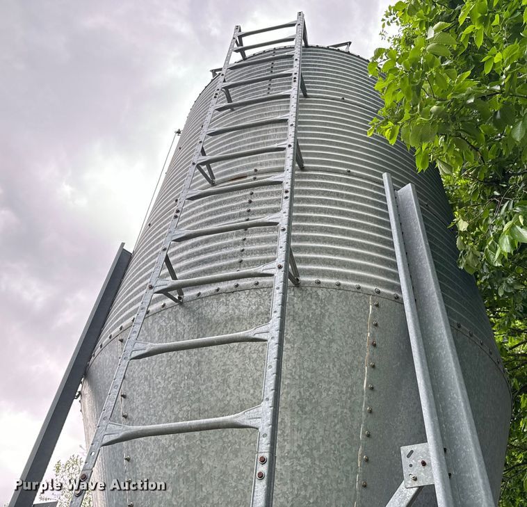 image for item ND9278 Grain bin