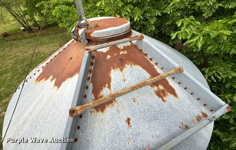 image for item ND9278 Grain bin