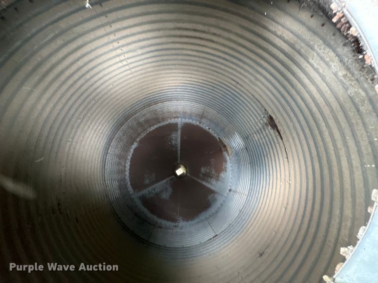 image for item ND9278 Grain bin