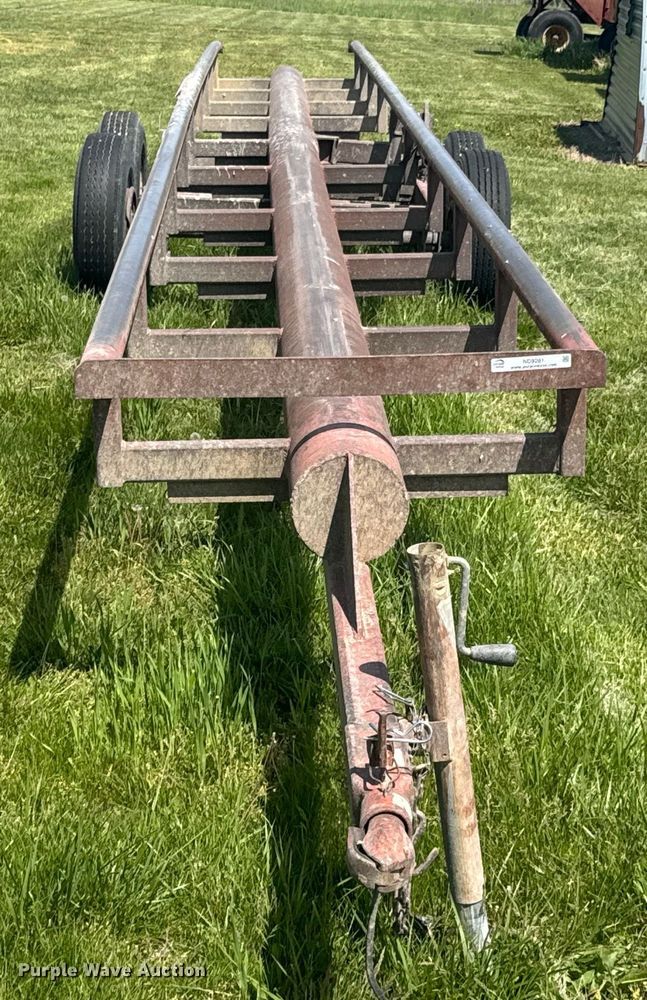 image for item ND9281 King hay bale trailer