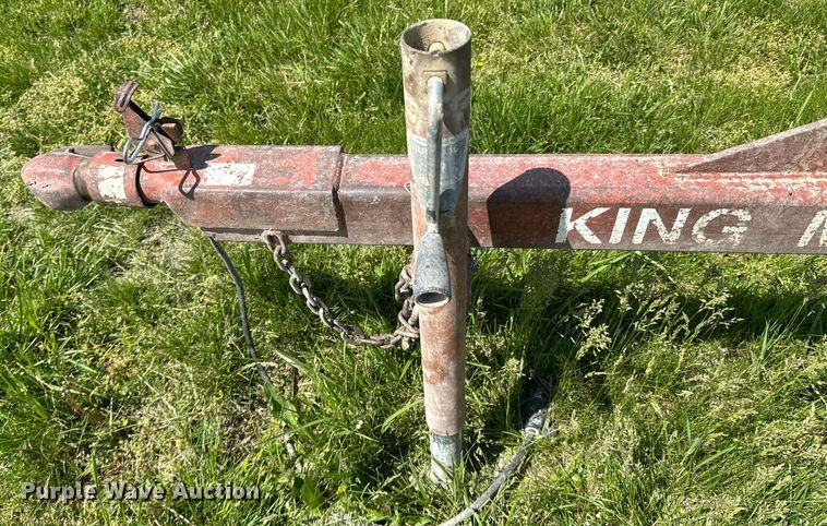 image for item ND9281 King hay bale trailer