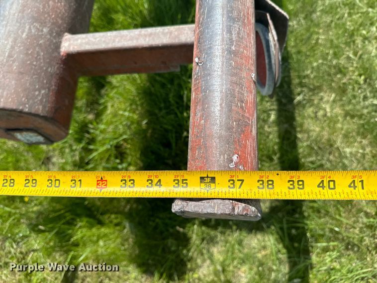 image for item ND9281 King hay bale trailer