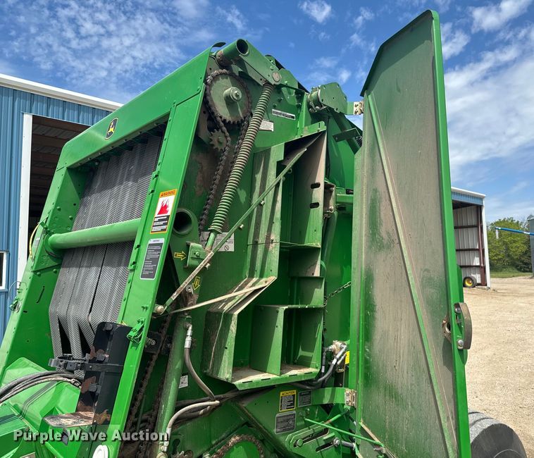 image for item ND9282 2013 John Deere 569 Mega Wide Plus  round baler