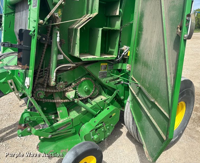 image for item ND9282 2013 John Deere 569 Mega Wide Plus  round baler