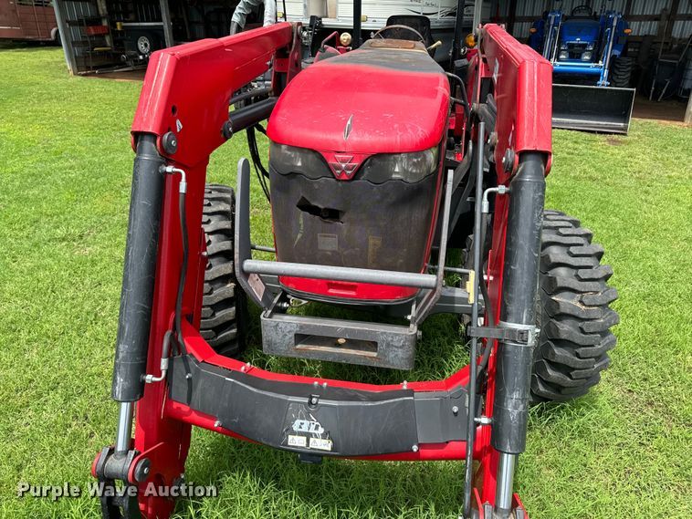 image for item ND9343 2012 Massey Ferguson 2660 MFWD tractor