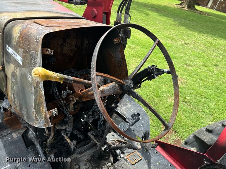 image for item ND9343 2012 Massey Ferguson 2660 MFWD tractor