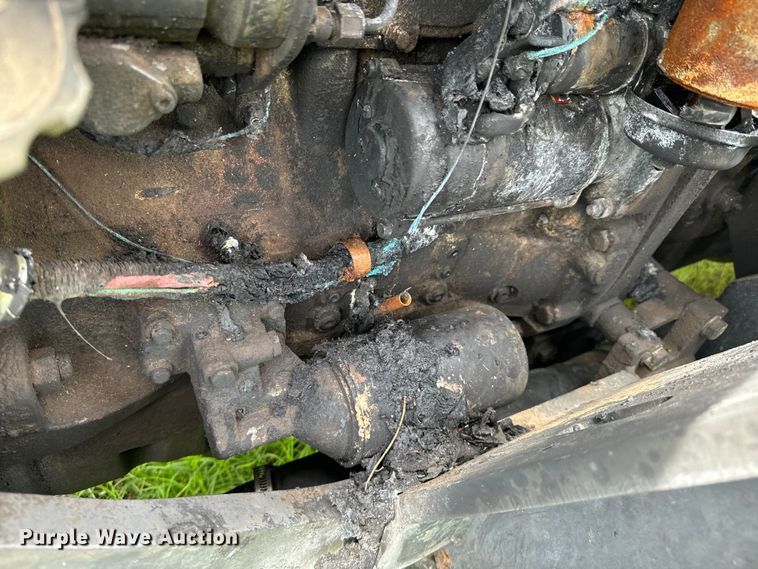 image for item ND9343 2012 Massey Ferguson 2660 MFWD tractor