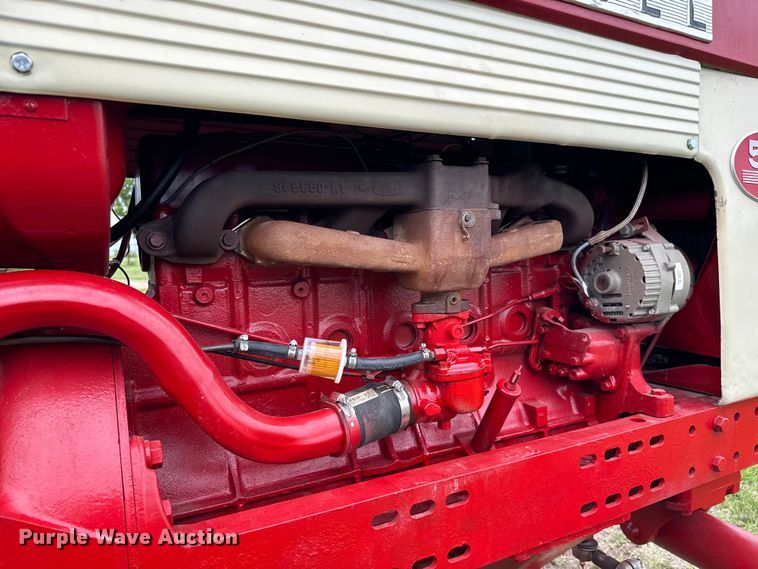 image for item NL9720 International  Farmall 560 tractor