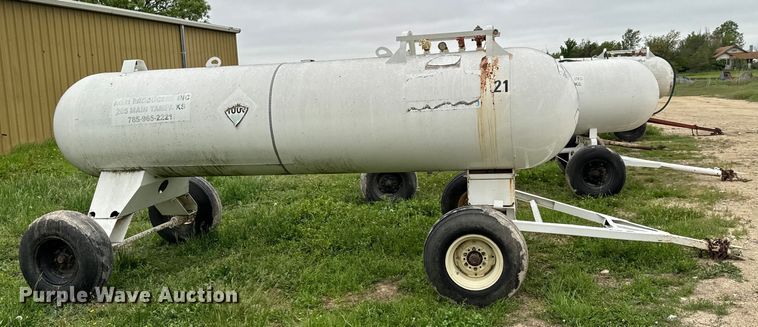 image for item NL9803 (4) NH3 tanks