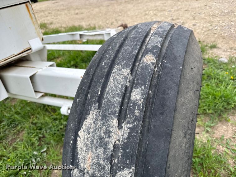 image for item NL9803 (4) NH3 tanks