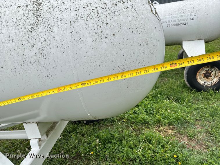 image for item NL9803 (4) NH3 tanks