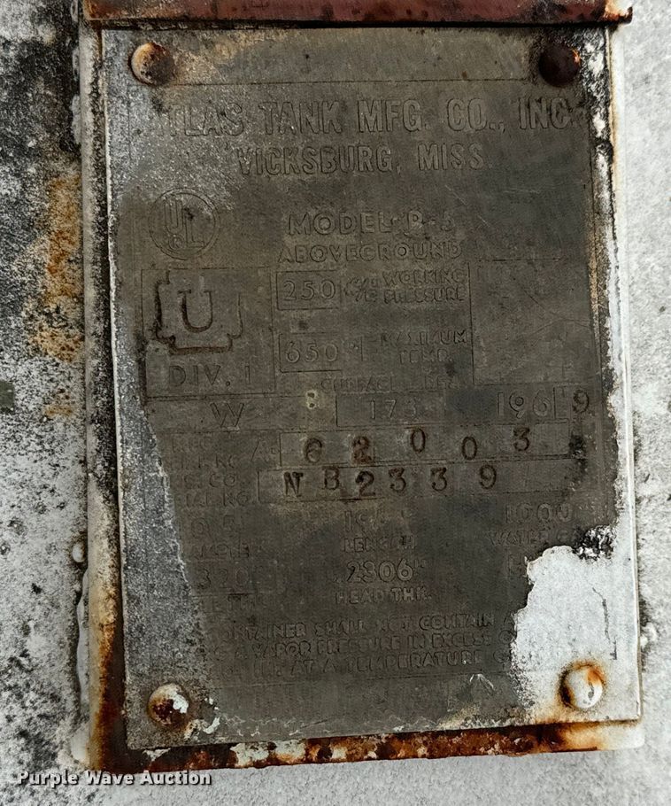 image for item NL9803 (4) NH3 tanks