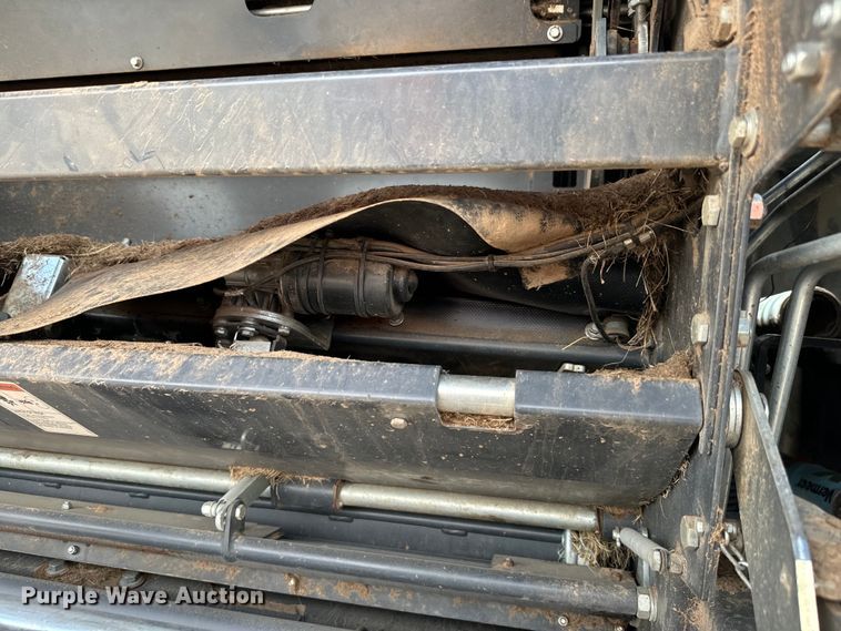 image for item NQ9557 2015 Kubota  BV4180 round baler