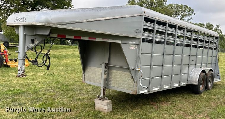 image for item NR9765 2012 Delta  livestock trailer
