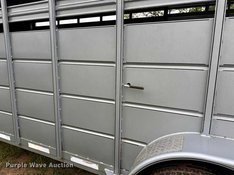 image for item NR9765 2012 Delta  livestock trailer