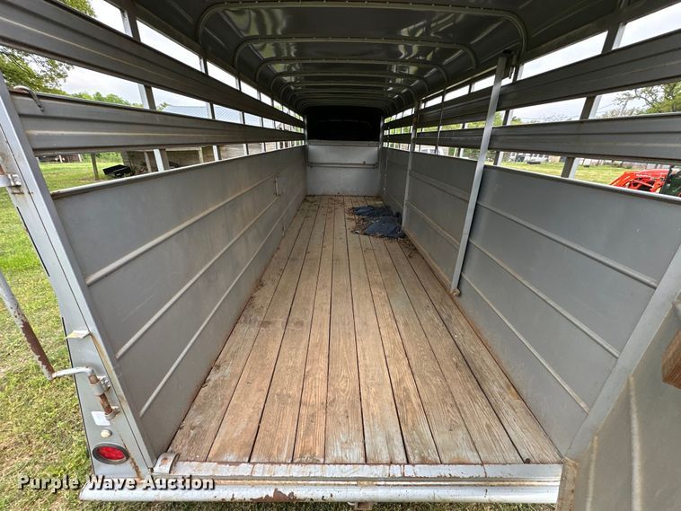 image for item NR9765 2012 Delta  livestock trailer
