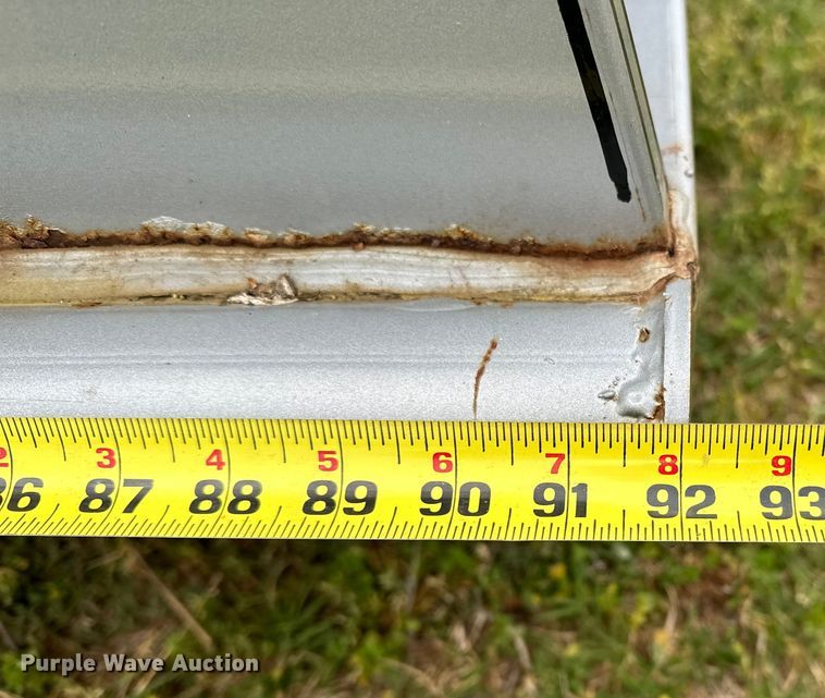 image for item NR9765 2012 Delta  livestock trailer