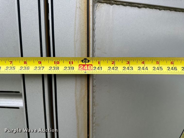 image for item NR9765 2012 Delta  livestock trailer