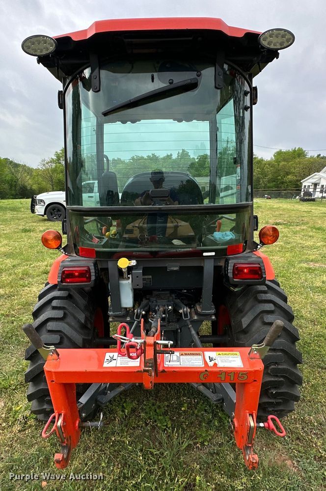 image for item NR9767 2020 Kubota  LX2610HSD MFWD tractor