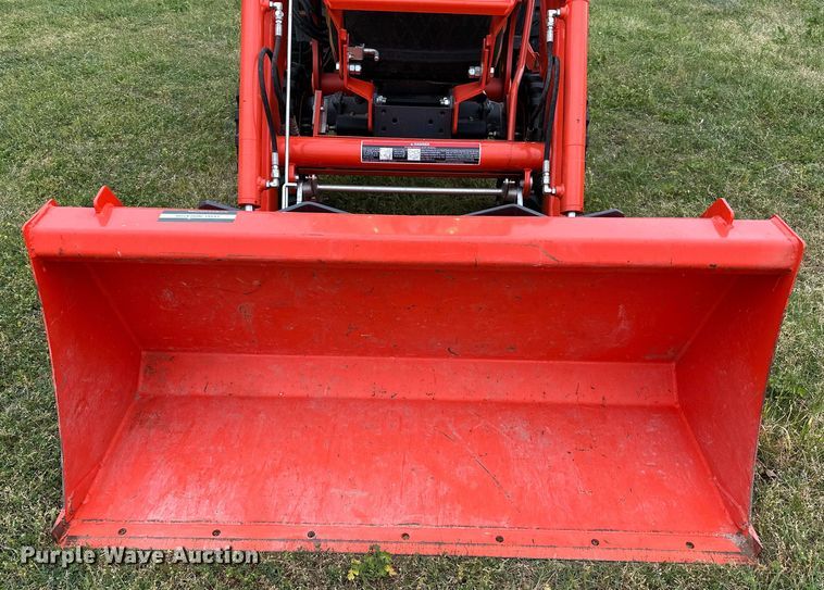 image for item NR9767 2020 Kubota  LX2610HSD MFWD tractor