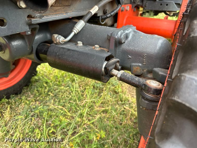 image for item NR9767 2020 Kubota  LX2610HSD MFWD tractor