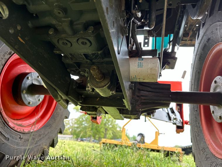 image for item NR9767 2020 Kubota  LX2610HSD MFWD tractor