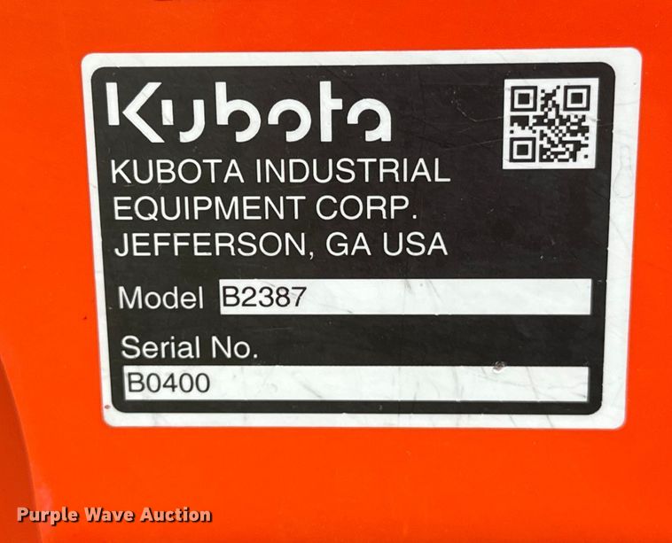 image for item NR9767 2020 Kubota  LX2610HSD MFWD tractor