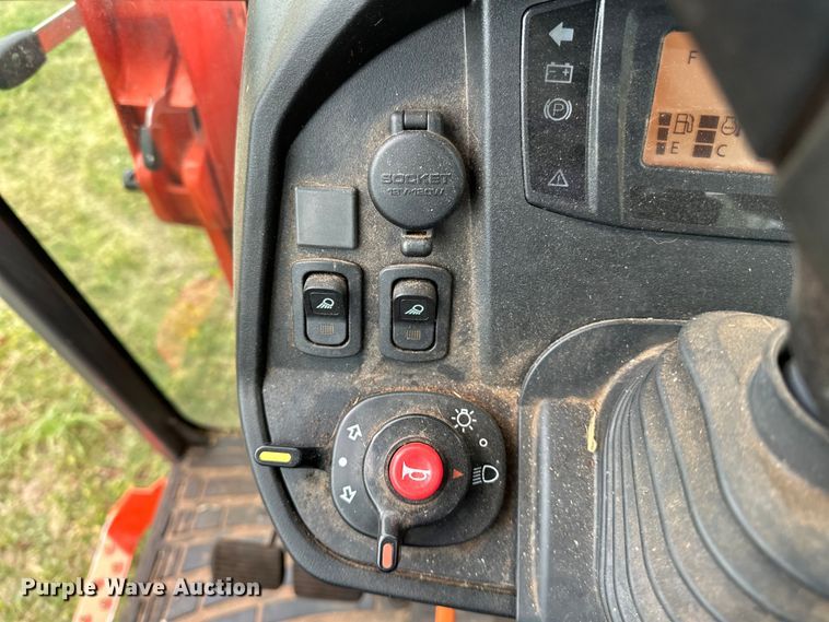 image for item NR9767 2020 Kubota  LX2610HSD MFWD tractor